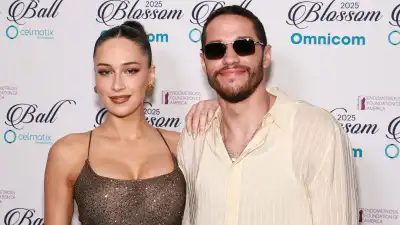 Pete-Davidson-and-Elsie-Hewitt-feature-GettyImages-2215307241