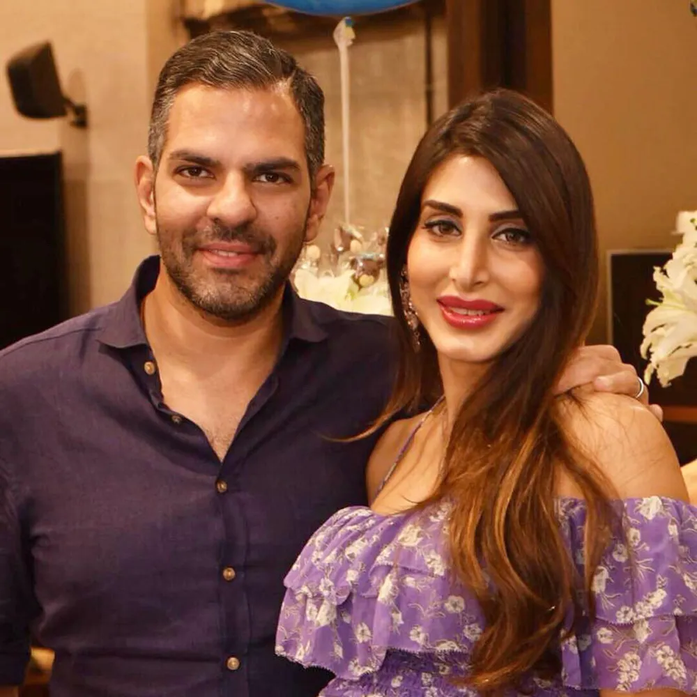 Sunjay Kapur, amigo del pr&iacute;ncipe William, muere despu&eacute;s de tragar una abeja en partido de polo en Windsor Priya Sachdev Kapur 2