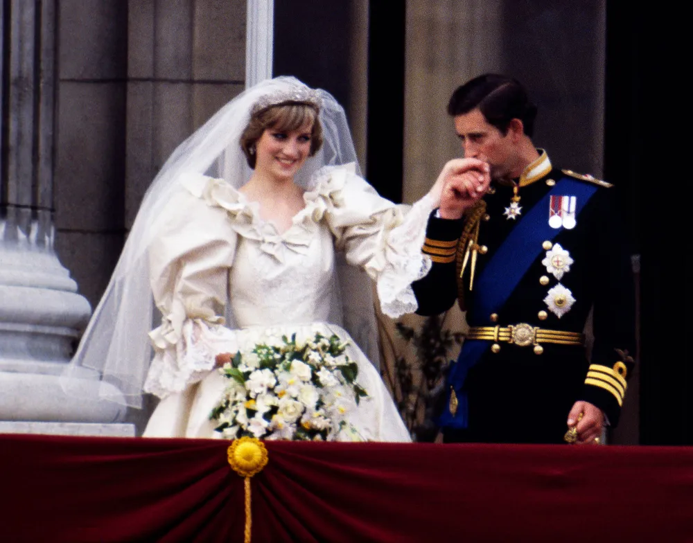 Princess Diana Handwritten Letter Reveals Her Mindset 2 Days After King Charles Wedding 2
