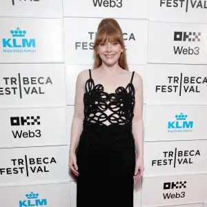Bryce Dallas Howard at Deep Cover