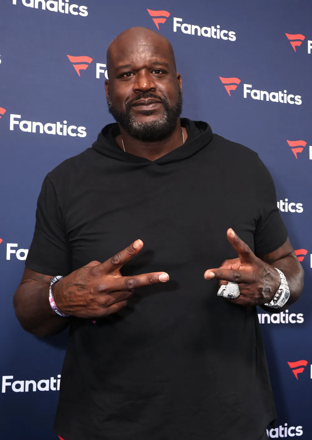 Shaq Says Chiefs Didn t Use Travis Kelce Enough in 2025 Super Bowl