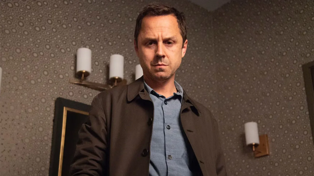 Giovanni Ribisi in Sneaky Pete