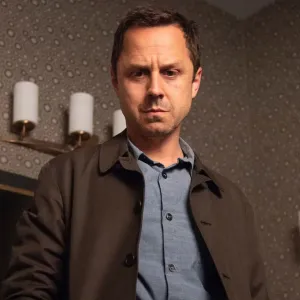 Giovanni Ribisi in Sneaky Pete