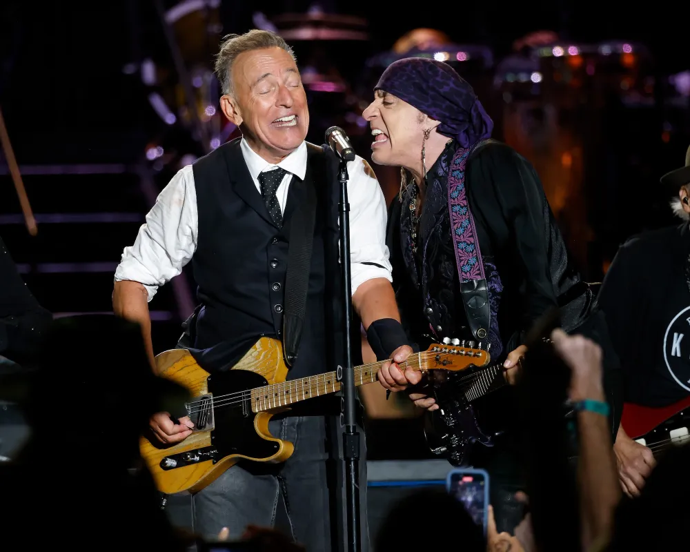 Steven Van Zandt Surgery inline GettyImages-2172389175