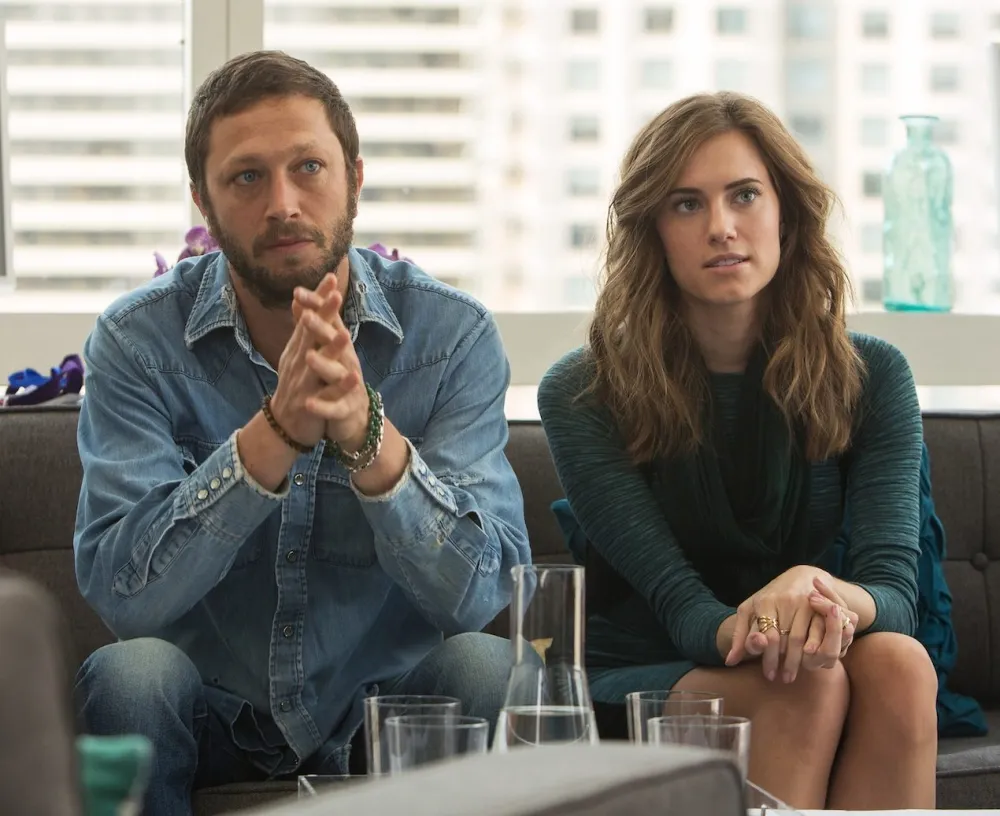 TCDGIRLEC202 Girls Ebon Moss Bachrach Allison Williams.jpg