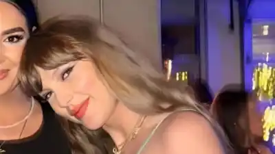 Taylor Swift Rocks a 400 Gingham Outfit