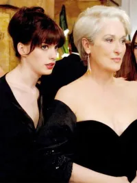 Anne Hathaway and Meryl Streep in The Devil Wears Prada