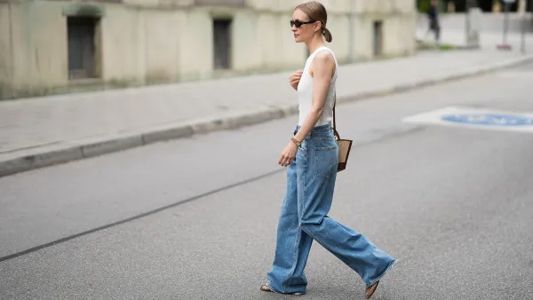 The Perfect Baggy Jeans For Petite Women Do Exist — And They’re Under $60 At Nordstrom Rack