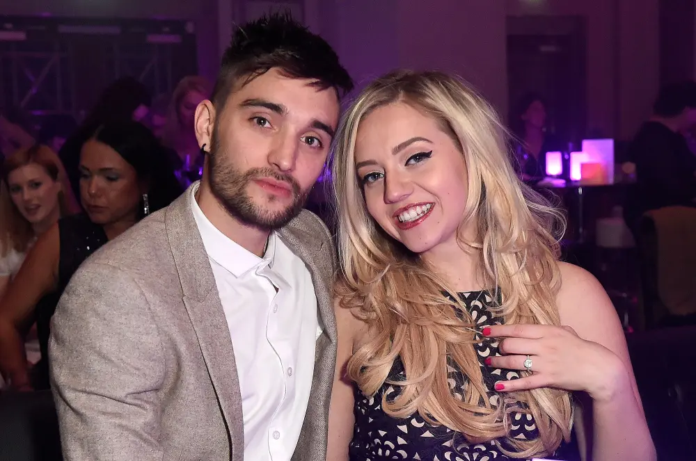 Tom Parker Widow Kelsey Parker Announces Son Was Born Sleeping