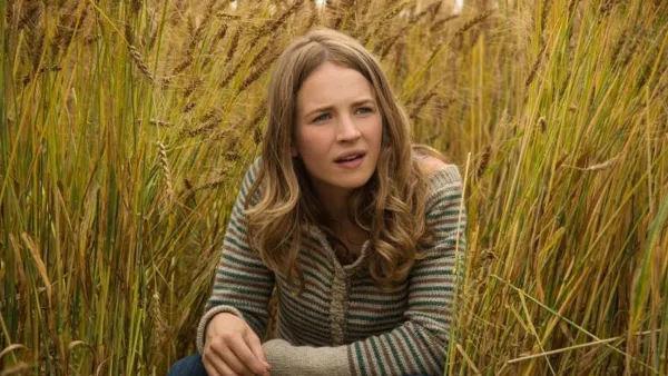 Britt Robertson in Tomorrowland