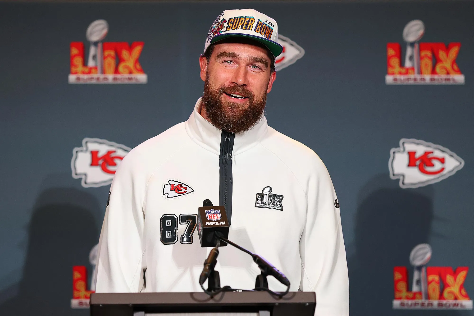Travis Kelce Denies He Lost 25 Lbs But Said He s Down Some Weight GettyImages 2198010830