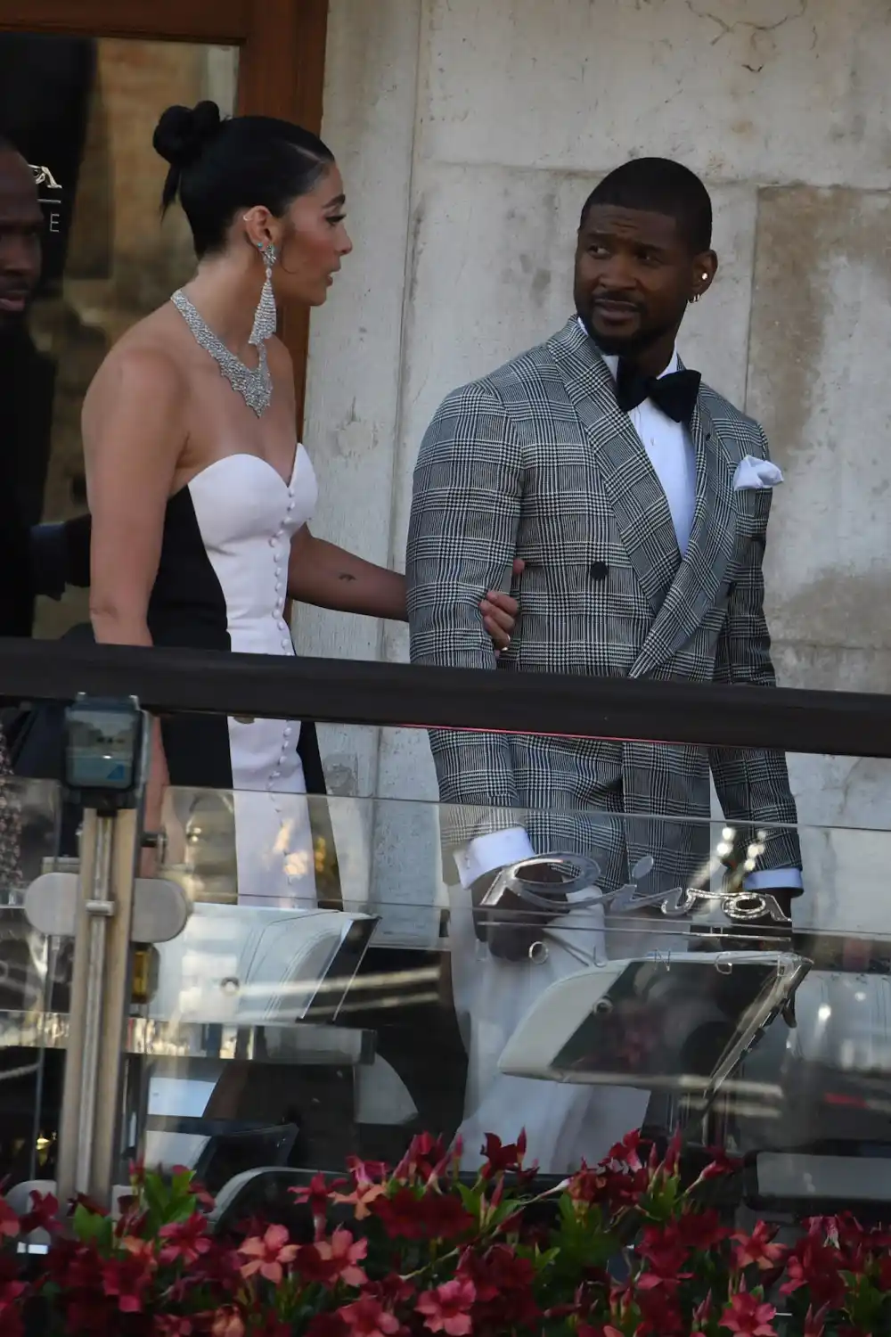 Usher-and-Jenn-Goicoechea-GettyImages-2222513315