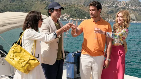 Aubrey Plaza, Will Sharpe, Theo James and Meghann Fahy in The White Lotus