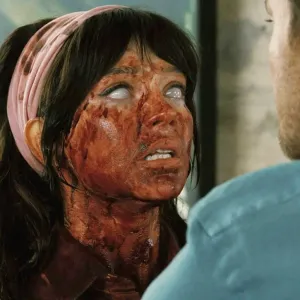 Sophie Thatcher and Jack Quaid in Companion