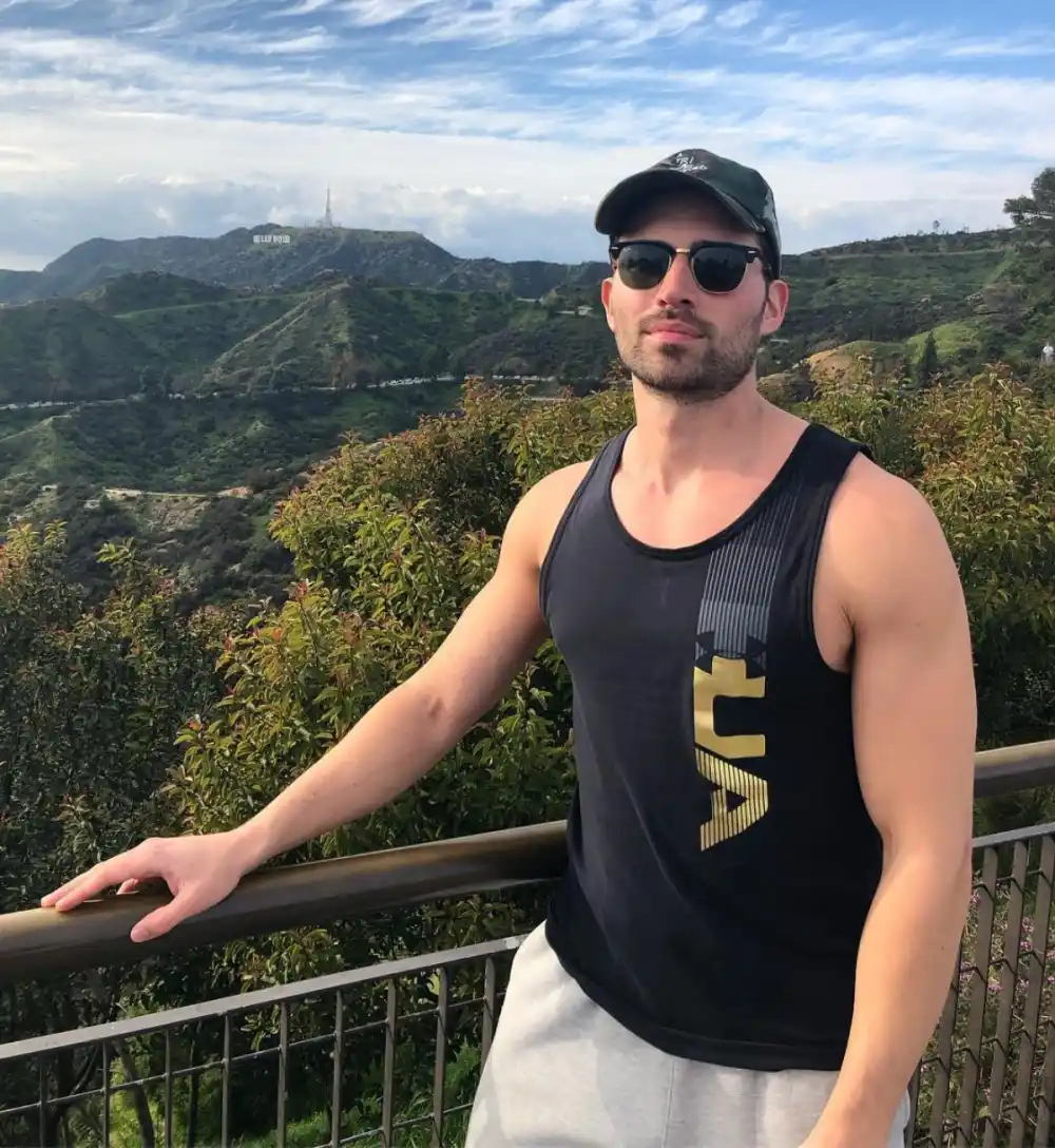 Who Is Derek Dixon Everything to Know About the Actor Suing Tyler Perry for 260 Million