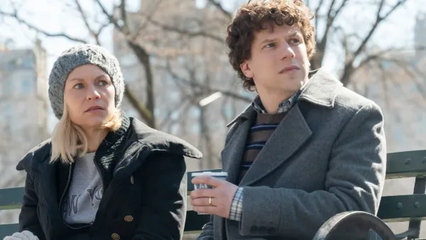 Claire Danes and Jesse Eisenberg in Fleishman Is in Trouble