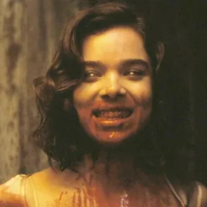 Hailee Steinfeld in Sinners