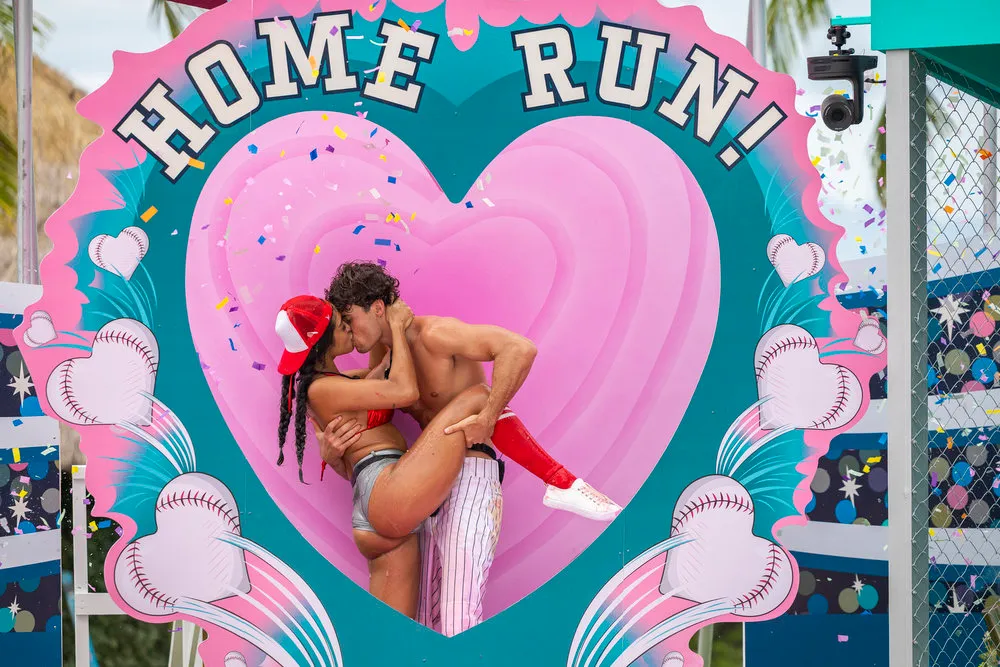 Love Island USA Star Cierra Team Defends Nic Criticism on Her Account