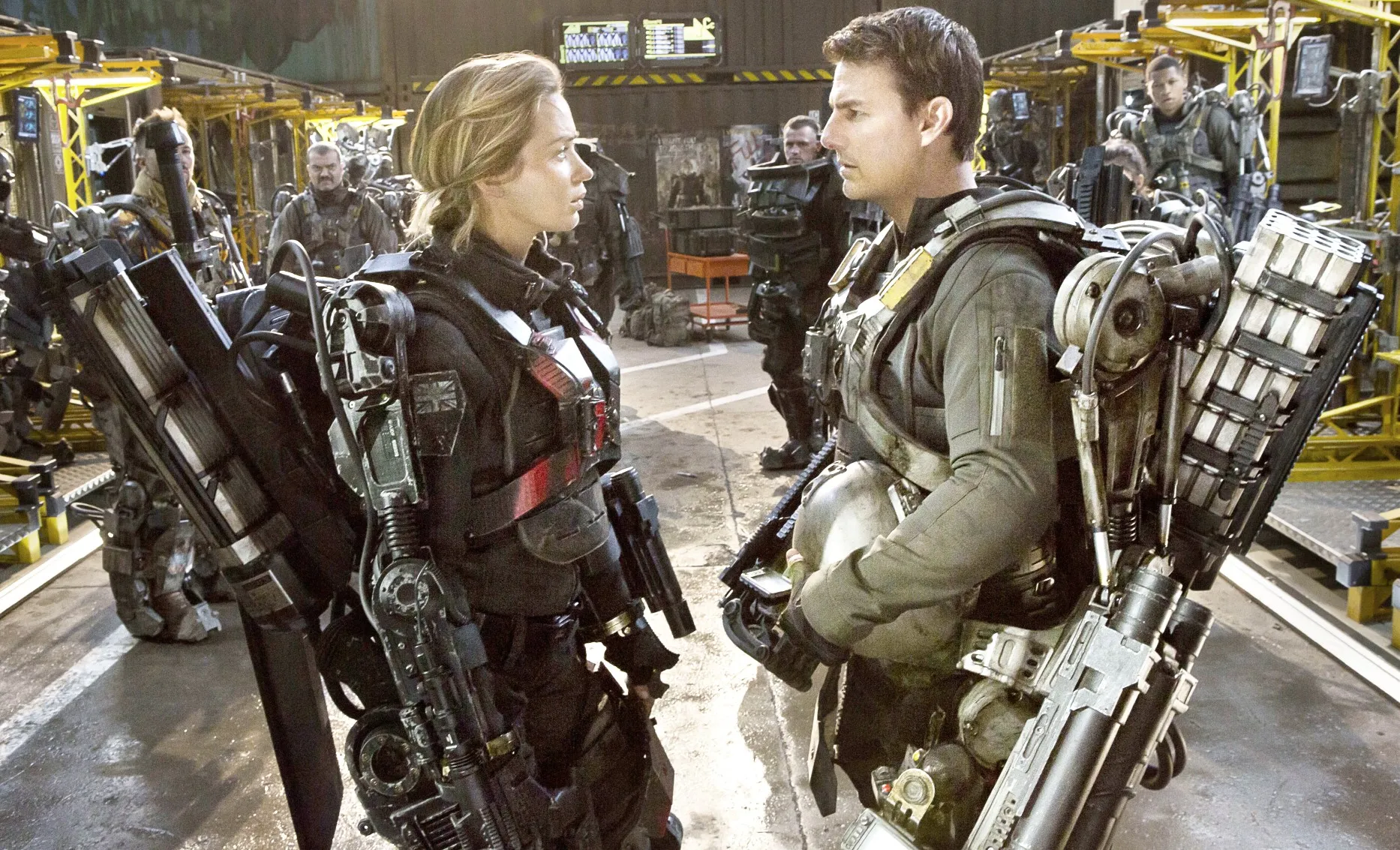 Emily Blunt and Tom Cruise in Edge of Tomorrow