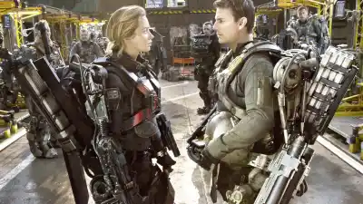 Emily Blunt and Tom Cruise in Edge of Tomorrow