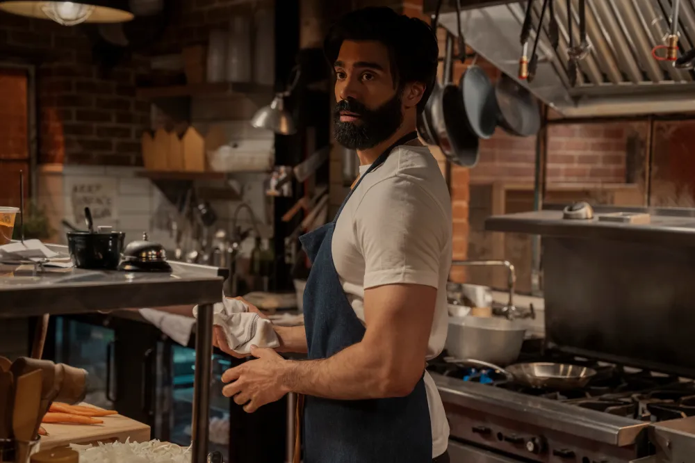 Raymond Ablack Makes the Case for Why Joe and Georgia