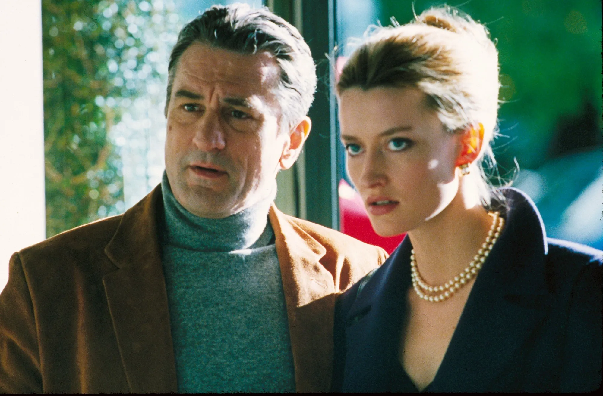 Robert De Niro and Natascha McElhone in Ronin