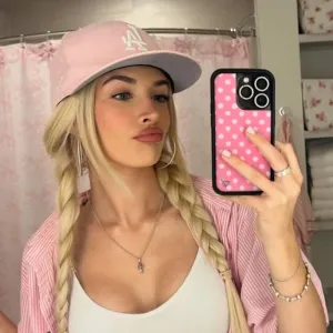 Sami Sheen Was Told Breast Implant Illness Is Not a Real Thing Details Symptoms