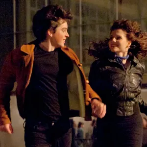 Ferdia Walsh-Peelo and Lucy Boynton in Sing Street