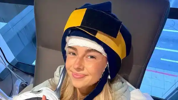 TikTok's Sydney Towle, 25, Cries After Hearing 'This Isn't Good' Amid Cancer Battle