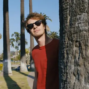 Andrew Garfield in Under the Silver Lake