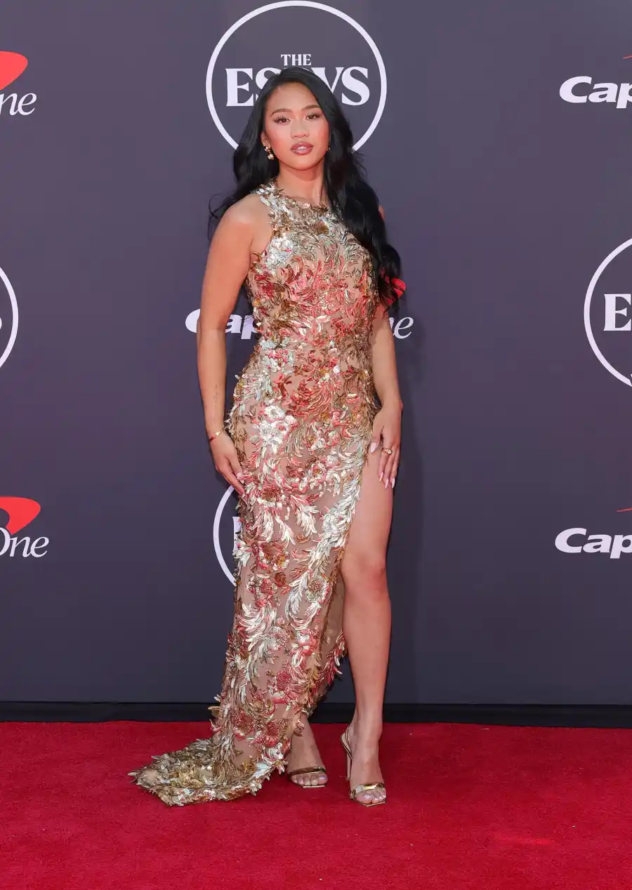 2025 ESPY Awards Red Carpet Arrivals Maksim Chmerkovskiy Suni Lee 2225463414