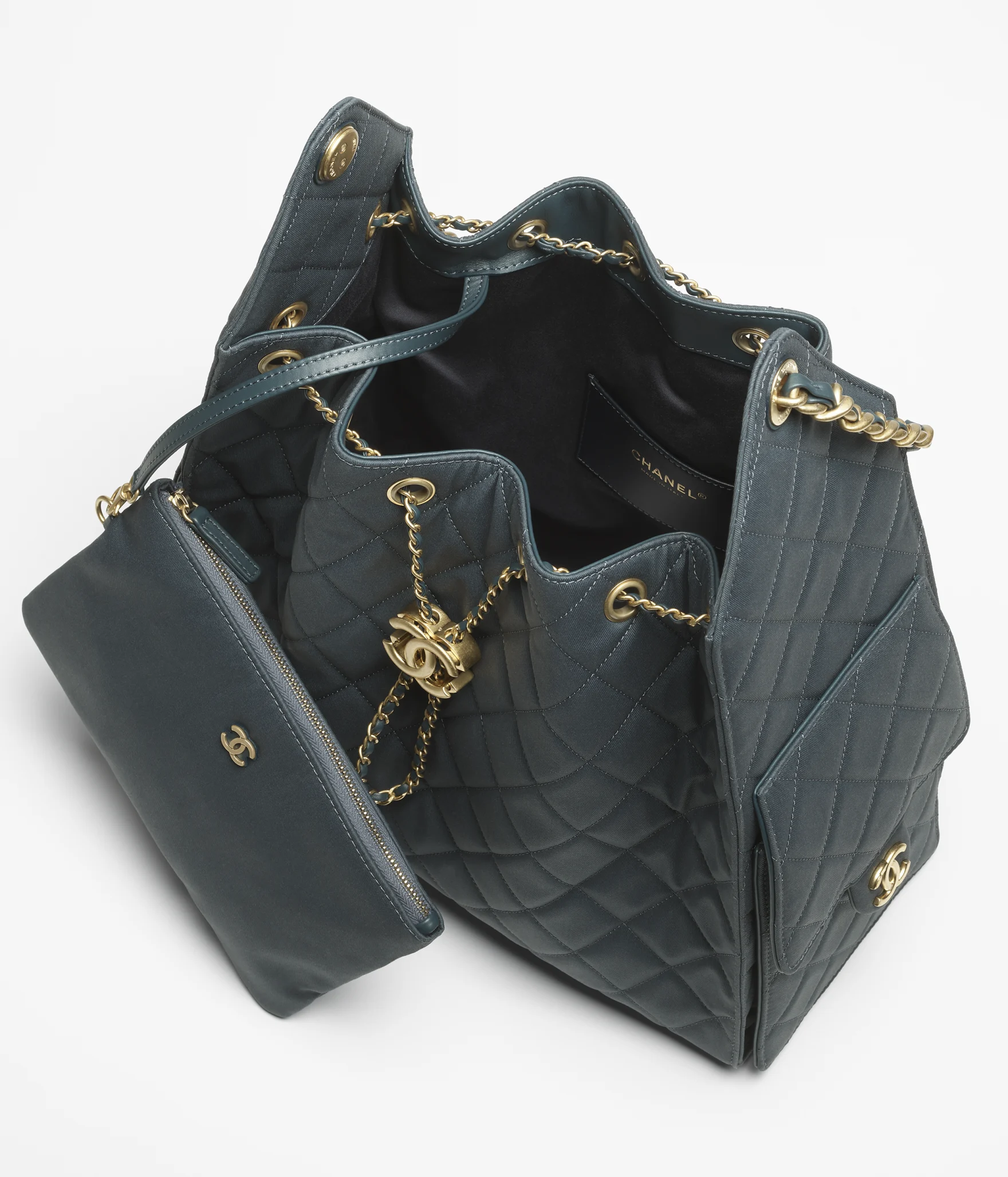 chanel pre-fall/winter 2025/25 25b bags heart bag chanel 25