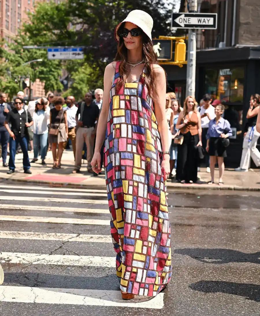 Anne Hathaway 4 Devil Wears Prada 2 Take an Inside Look at Filming