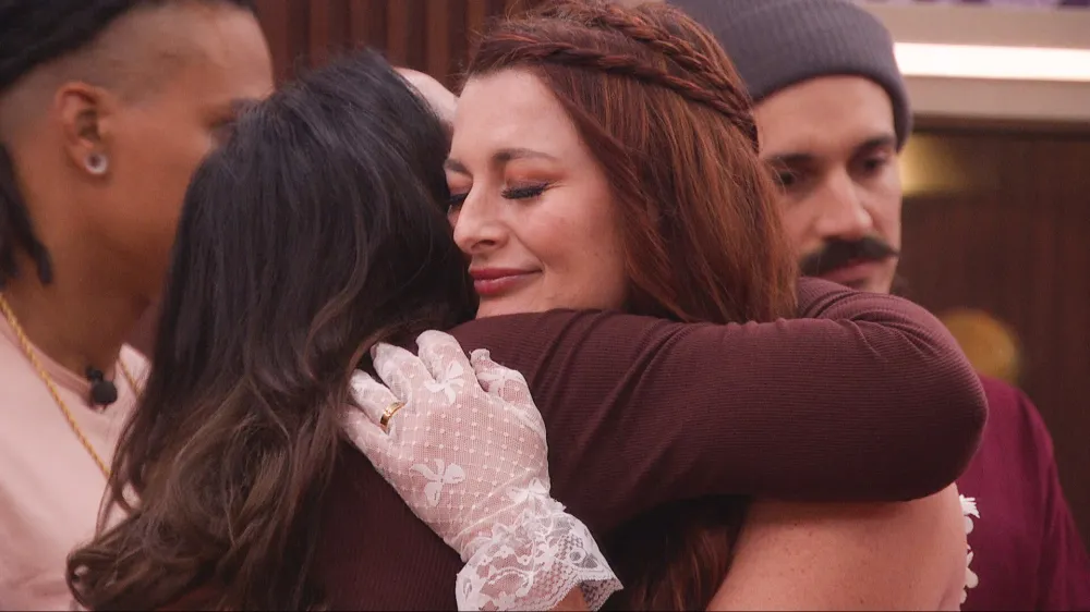 BB27 2707 SG 0002b Big Brother 27 Amy on Why She Couldnt Distance Self from Rachel