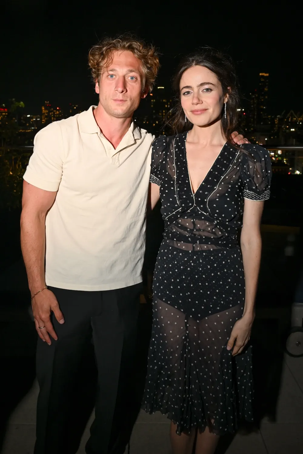 BFA_50558_7267688.jpg Molly Gordon Jeremy Allen White at Cinema Society Screening of Oh Hi