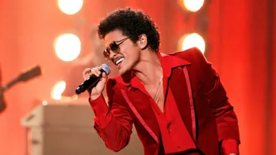 Bruno Mars Jokes About Gambling Debts After Blackpink Concert GettyImages-1354781447