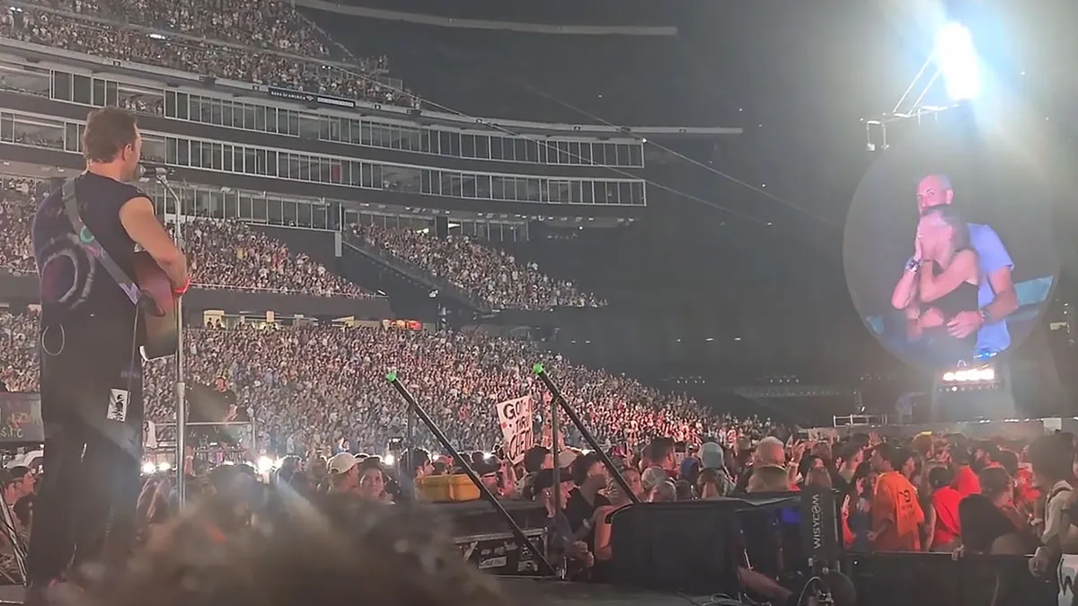 Coldplay Concertgoer Defends Posting Video of Astronomer Executives