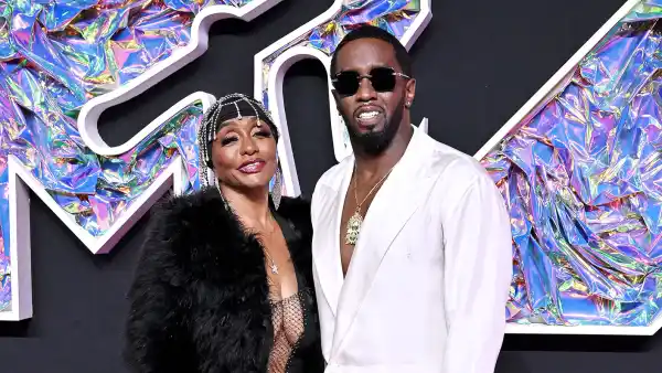 Diddy Tells Mom Janice Combs Gonna Be Alright as Jury Continues Deliberations