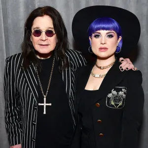 Feature Kelly Osbourne Slams Rumors Dad Ozzy Is Dying Amid Parkinson Battle
