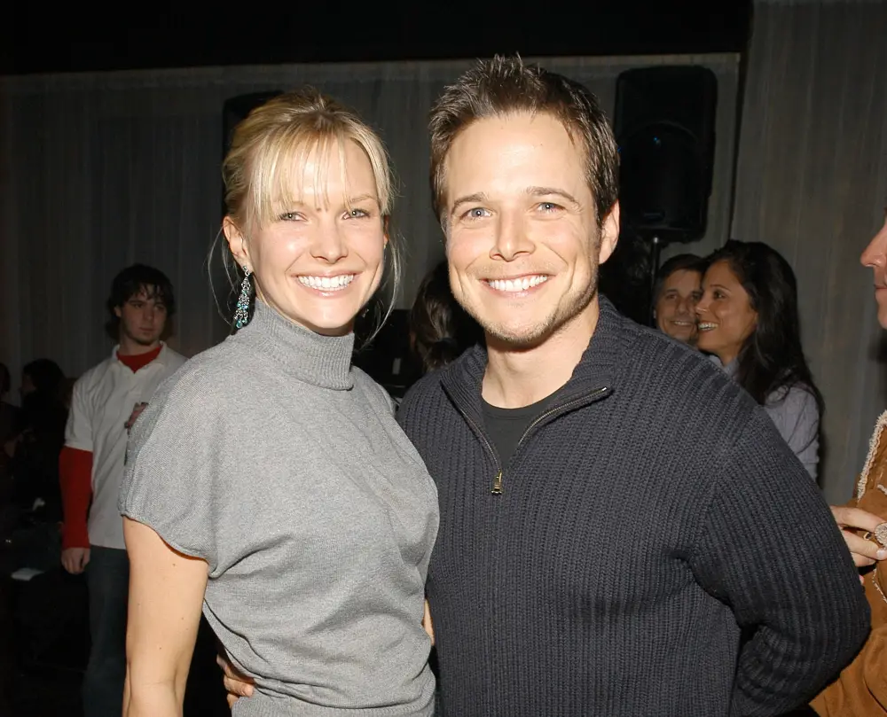 GettyImages-109565135 911 Call Scott Wolf Replica Luxury Handbag