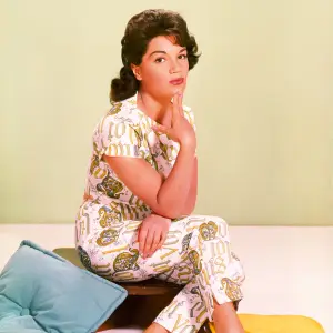Connie Francis Dies at 87 After ‘Extreme Pain’
