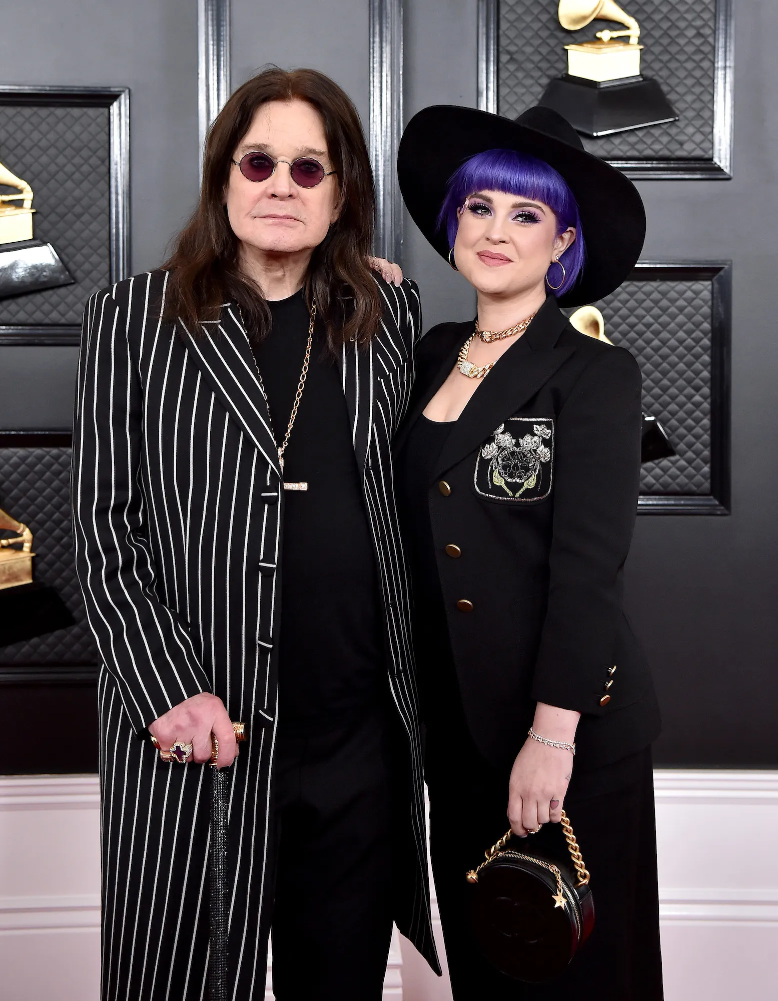 GettyImages-1202199656Kelly-Osbournes-Video-of-Dad-Ozzy-Enjoying-Family-Time-Resurfaces.jpg