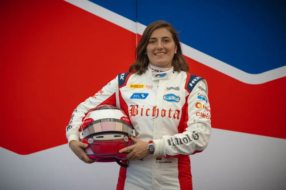 Tatiana Calder&oacute;n en el circuito de Zandvoort en 2022.