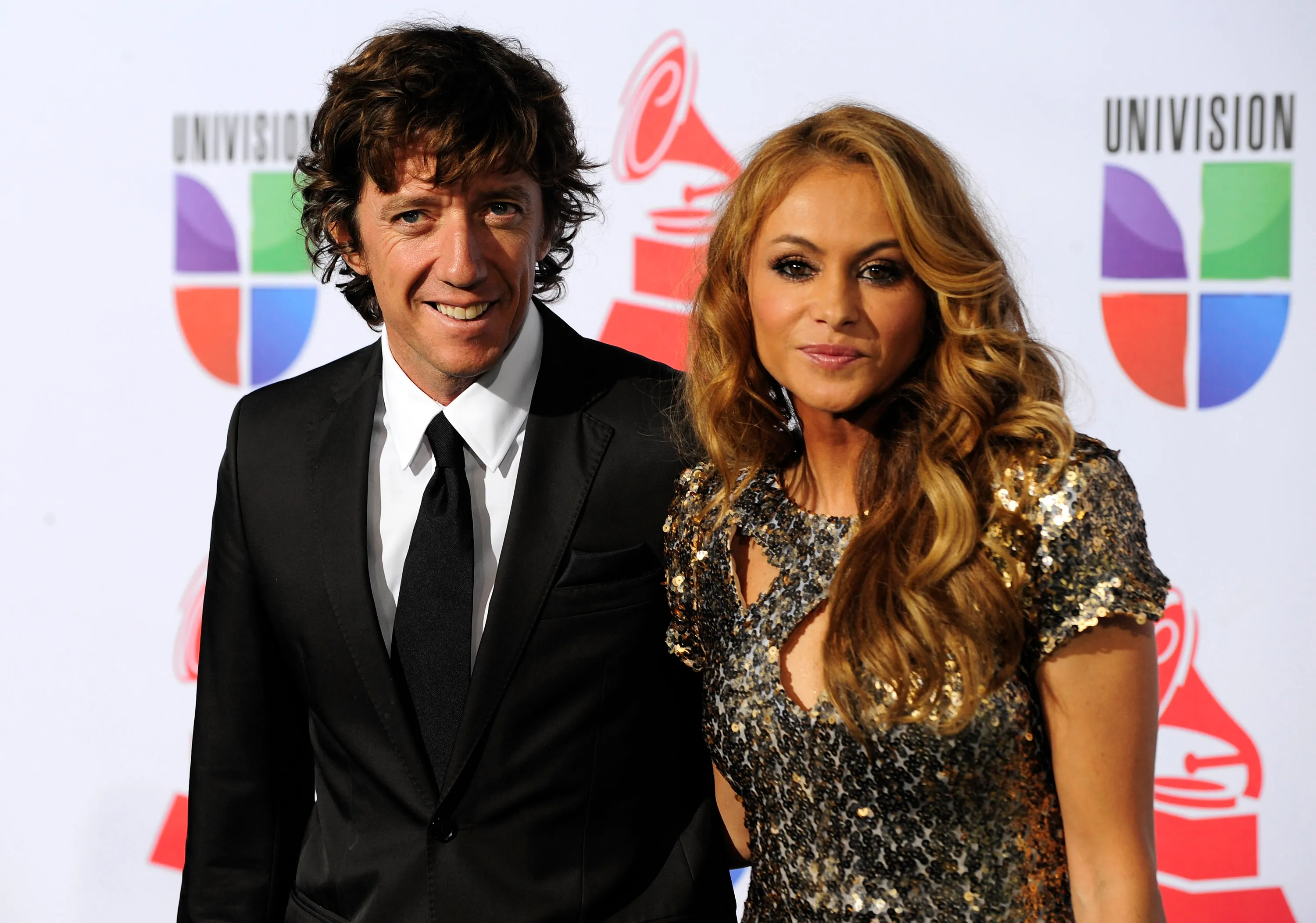 Nicolás Vallejo-Nájera 'Colate' y Paulina Rubio.