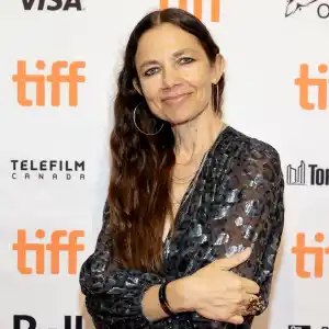 Justine-Bateman-Says-Dad-Should-Take-Child-to-an-Orphanage-for-Letting-Kids-Use-ChatGPT
