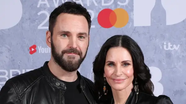 GettyImages-1369384574 Courteney Cox Packs on PDA With Boyfriend Johnny McDaid in Birthday Post