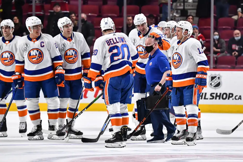 5 Things to Know About Reese Witherspoons New Boyfriend Oliver Haarmann