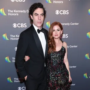 GettyImages 1446781822 Isla Fisher Had a Tough Couple of Years After Sacha Baron Cohen Divorce