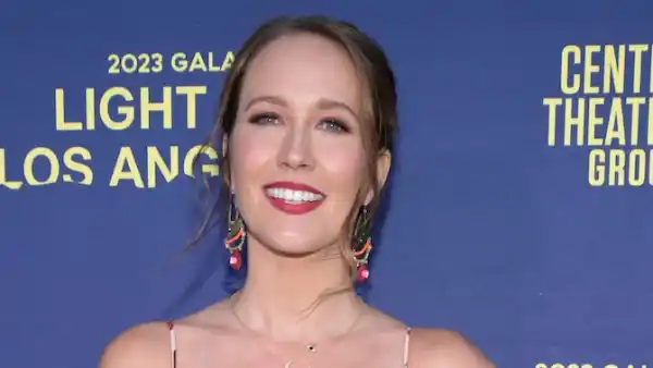GettyImages-1482523305 Anna Camp’s Candid Quotes About Dating, Marriage and Her Love Life