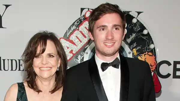 GettyImages-170269588 Sally Field's Kids: Meet the Actress' Sons and Family